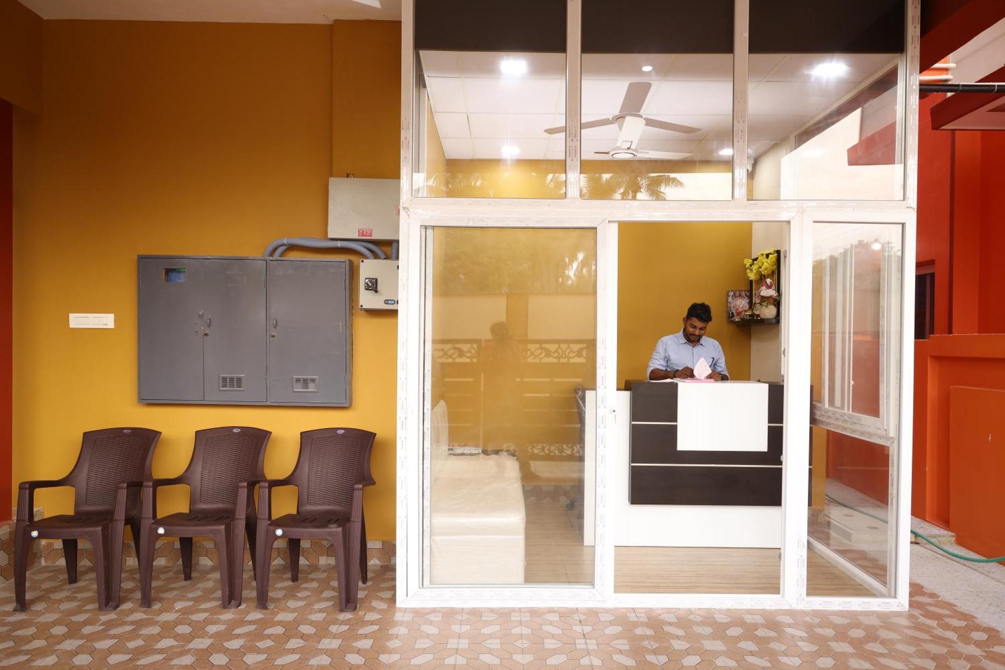 Sree Sri Residency Ecr * Chennai